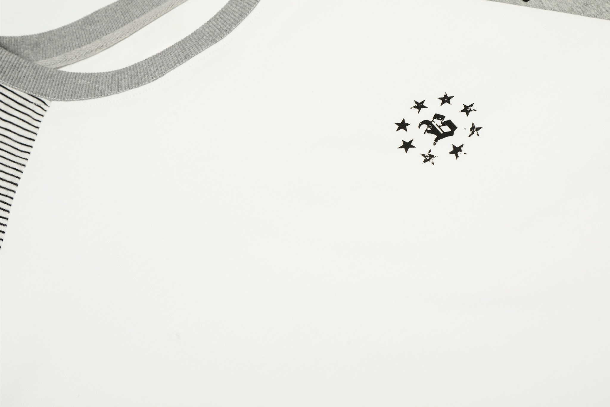 CapCabin Raglan Long Sleeve Tee