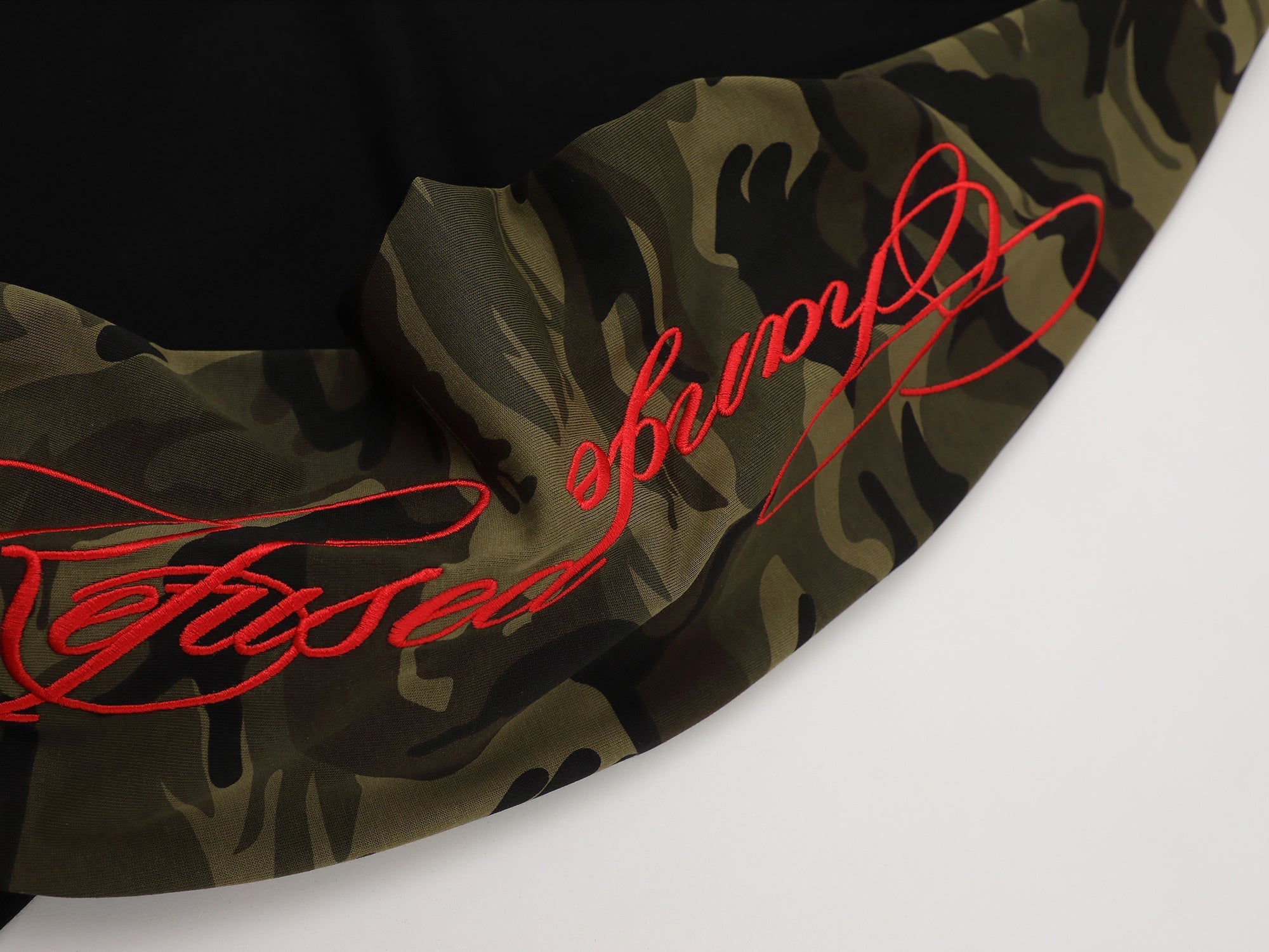 CapCabin Camo Sleeve Raglan Long Sleeve Tee
