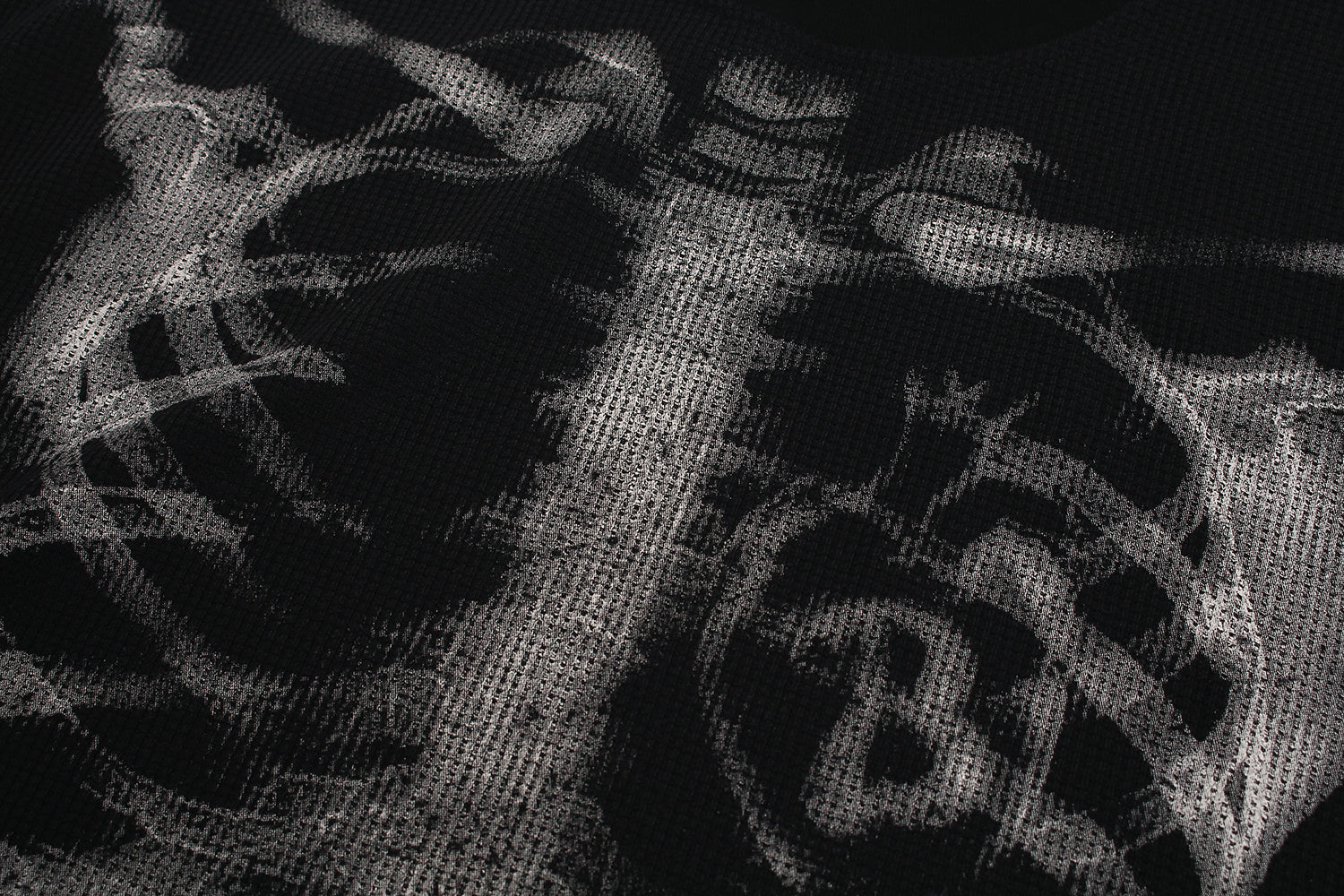 CapCabin Skeleton Print Long Sleeve Tee