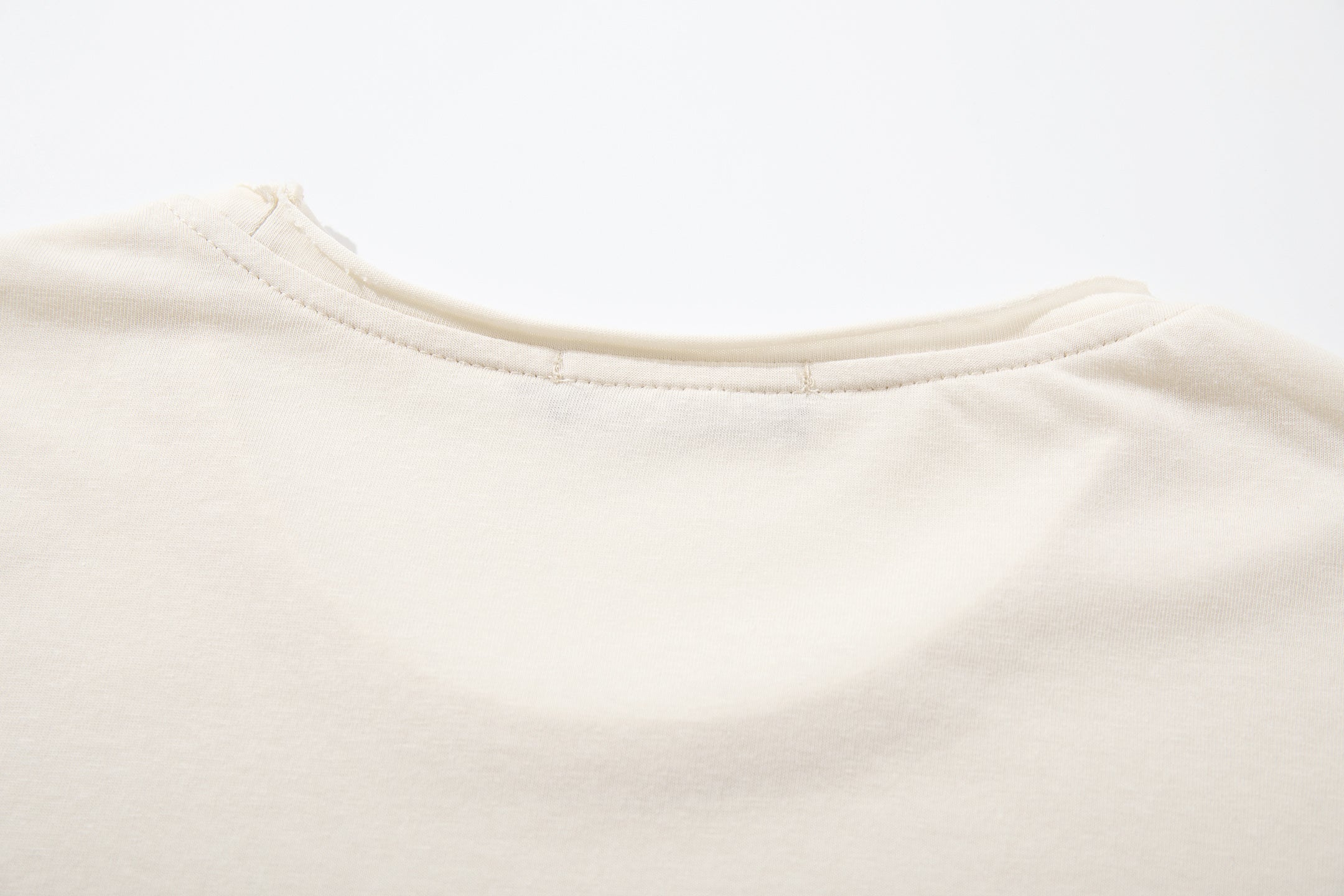 CapCabin Vintage Graphic Longsleeve Tee